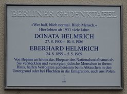 Ansicht Gedenktafel Donata und Eberhard Helmrich - 2024 - Westend