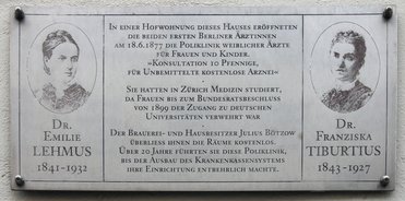 Ansicht Gedenktafel Emilie Lehmus und Franziska Tiburtius - 2006 - Mitte