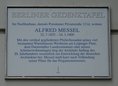 Ansicht Gedenktafel Alfred Messel - 2023