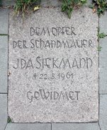 Ansicht Gedenktafel Ida Siekmann - Gesundbrunnen