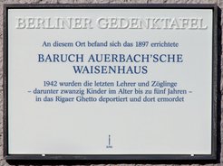 Ansicht Gedenktafel Baruch Auerbach'sches Waisenhaus - 2000 - Prenzlauer Berg