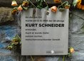 Ansicht Gedenktafel Kurt Schneider - 2021