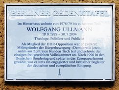 Ansicht Gedenktafel Wolfgang Ullmann - 2019 - Mitte