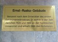 Ansicht Gedenktafel Ernst Ruska