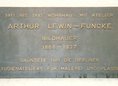 Ansicht Gedenktafel Arthur Wilhelm Otto Lewin-Funcke