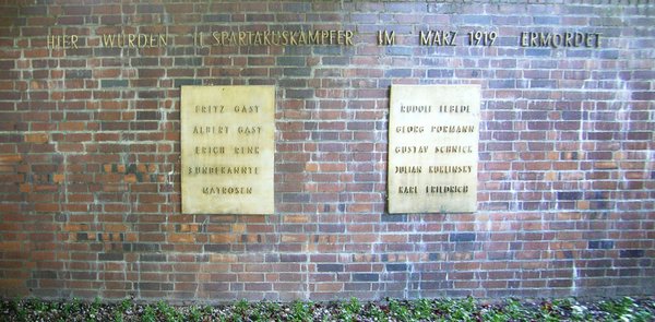 Ansicht Gedenktafel Spartakuskämpfer