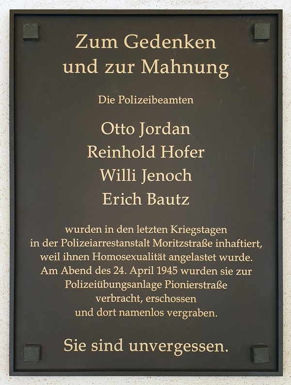 Ansicht Gedenktafel Ermordete Polizeibeamte