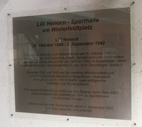 Ansicht Gedenktafel Lilli Henoch - 2005 - Schöneberg