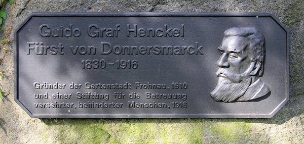 Ansicht Gedenktafel Guido Graf Henckel Fürst von Donnersmarck