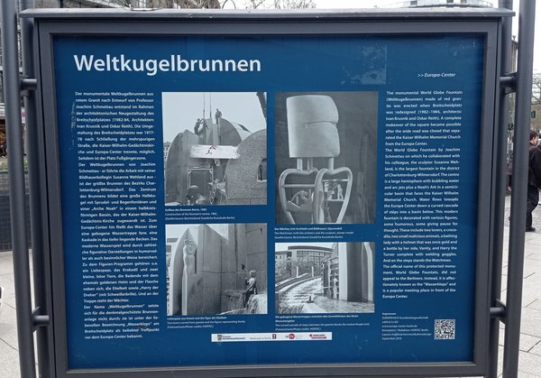 Ansicht Gedenktafel Weltkugelbrunnen