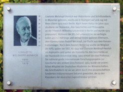 Ansicht Gedenktafel Liselotte Welskopf-Henrich - 2014 - Adlershof