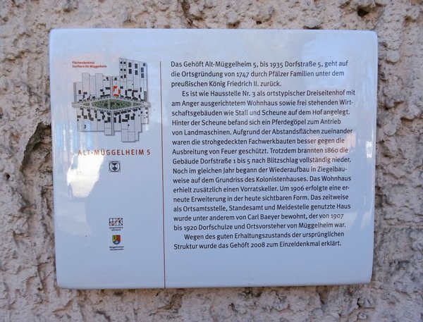 Ansicht Gedenktafel Gehöft Alt-Müggelheim 5